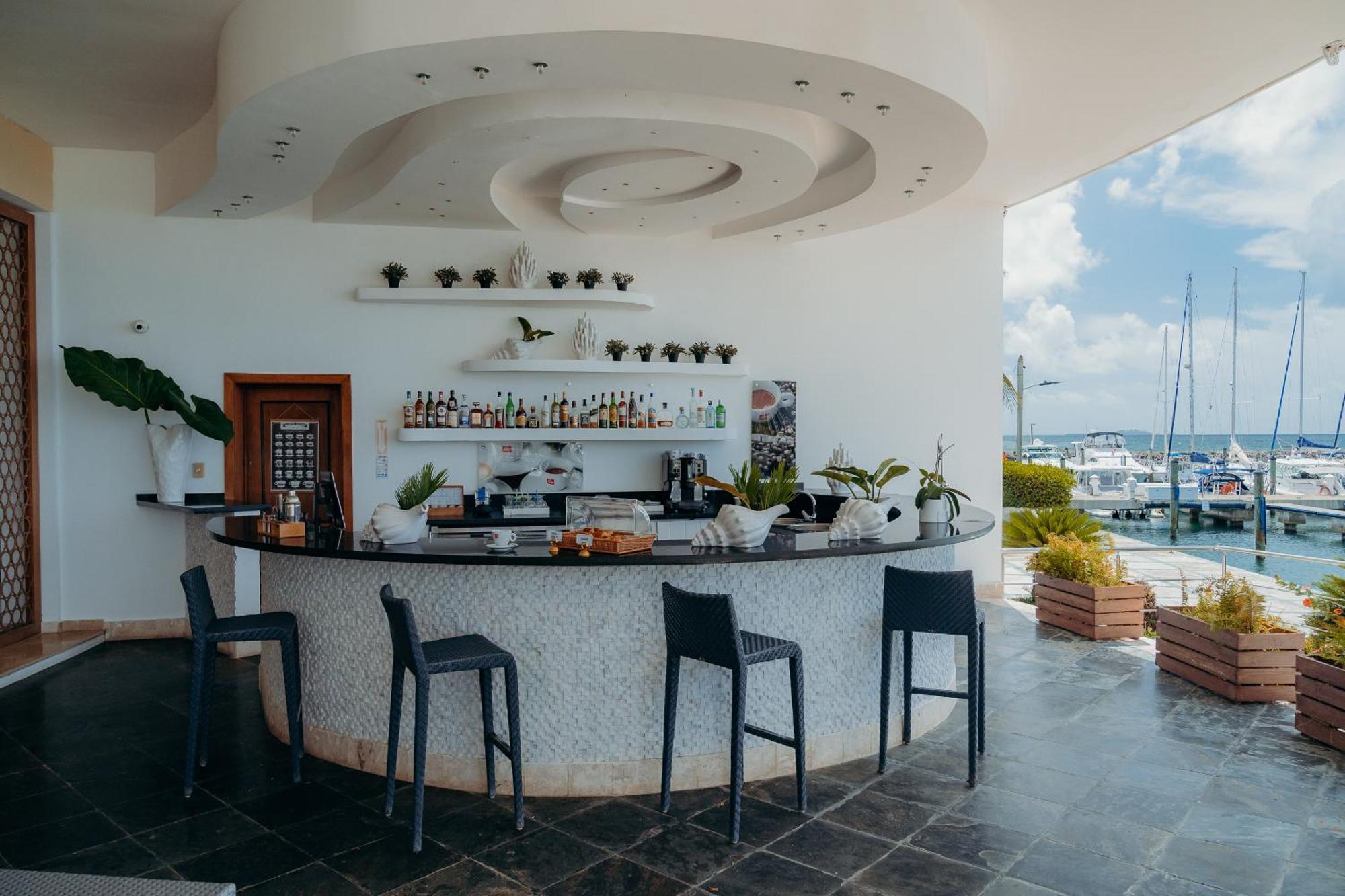 The Bannister Hotel & Yacht Club By Mint Samana Eksteriør bilde